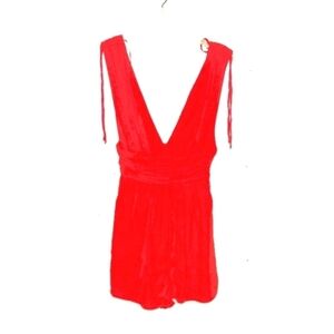 One Clothing V neck jumpsuit red  Size: XS